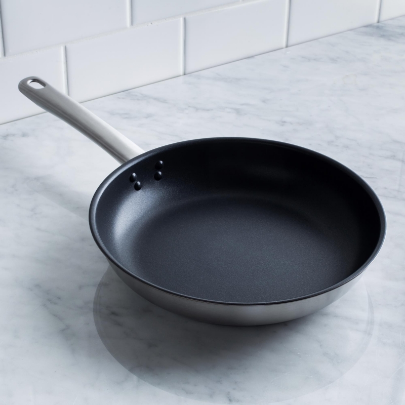 Zwilling TWIN Nova panna Ø 20cm, TRAUKI UN PIEDERUMI - Virtuves lietas